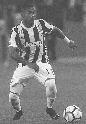 Douglas Costa